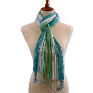 Gap‎ crinkle scarf blue green white fringe beads
